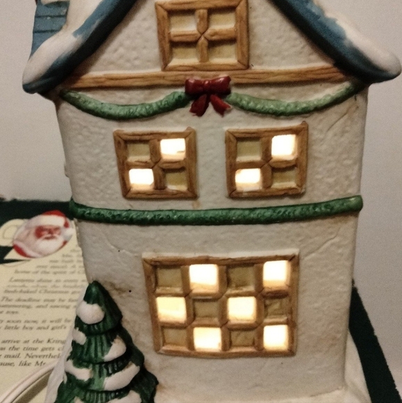 Vintage 1992 Noma Kringle Town Collectibles "Santa's Post Office" Christmas Deco - Picture 7 of 10